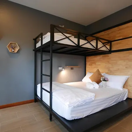 Ray Hostel Chiang Mai Exterior photo